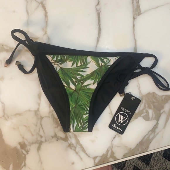 NWT Wildfox Swim Bikini Bottoms - Picture 1 of 6